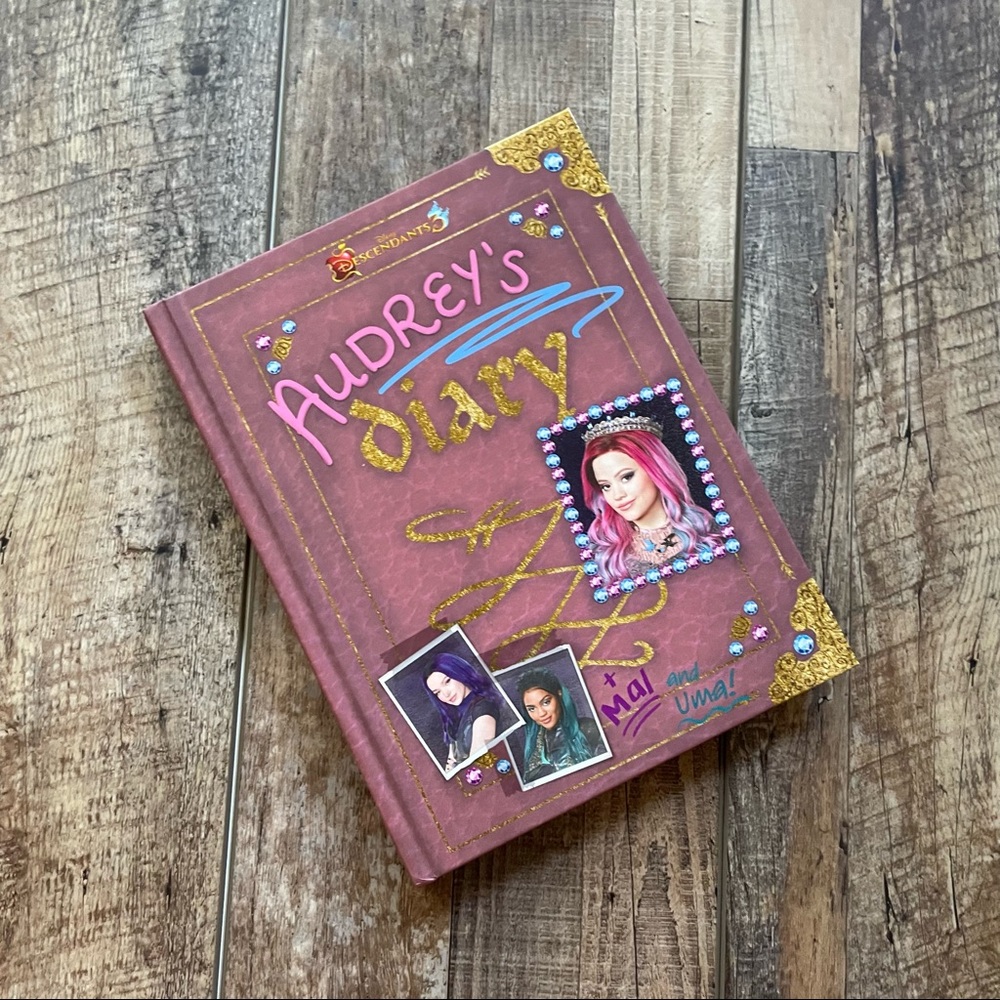 NWOT Descendants 3: Audrey's Diary Book